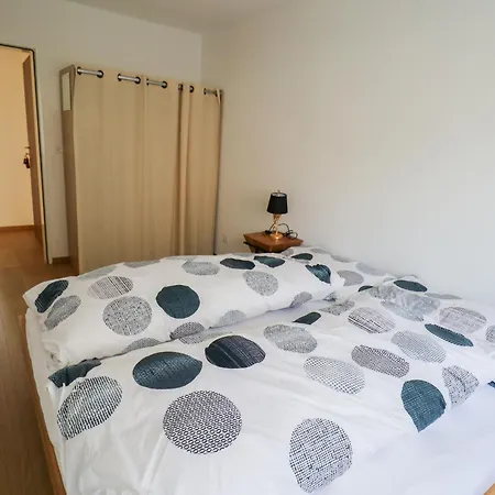 Siesta Apt- 15 By Interhome *